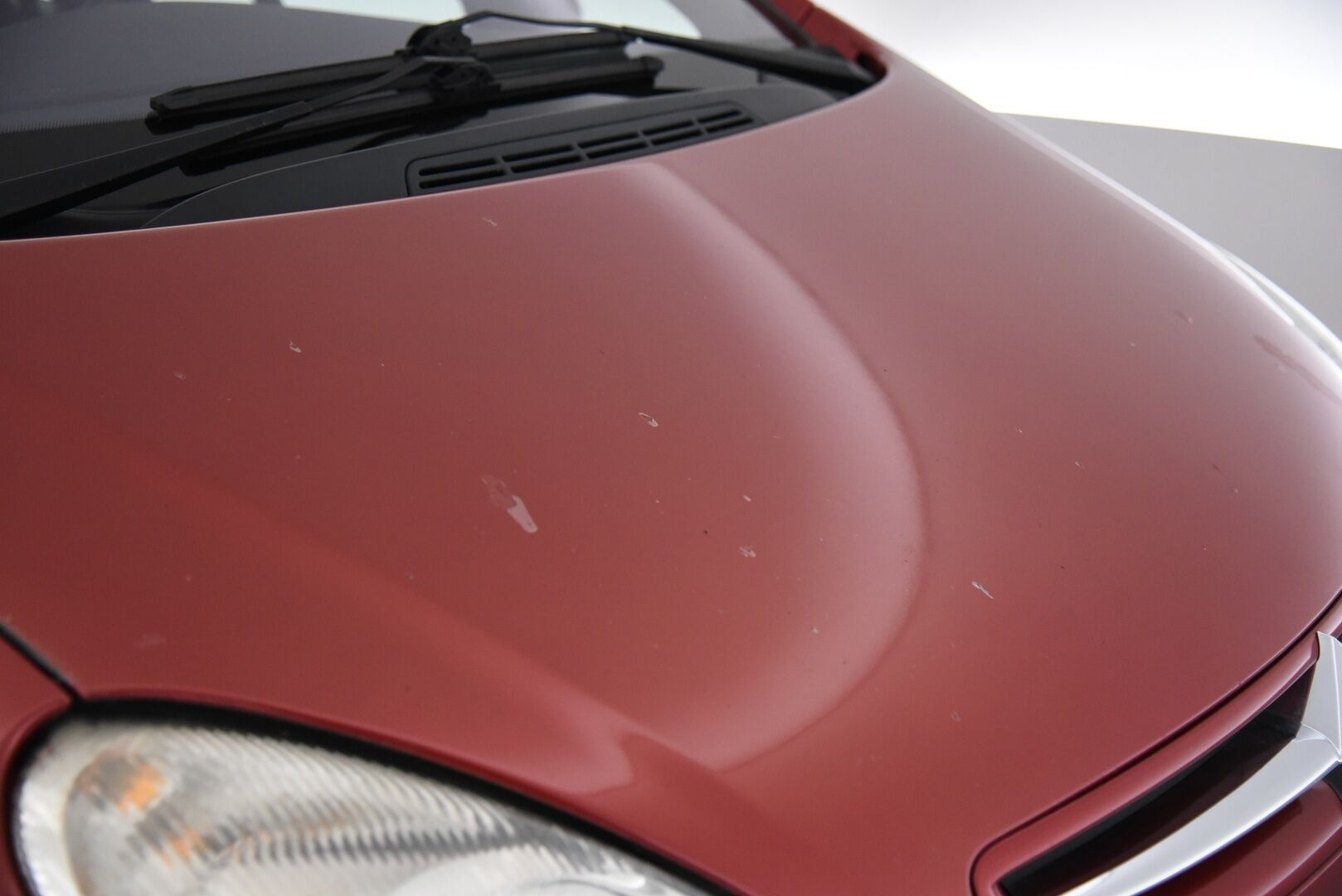 Citroen XSARA PICASSO 2003 4D Picasso 2.0 16v / Lohkolämmitin / Ruostevauriot korjattu! / 2x Renkaat / - YritysOutlet - Myydään vain yrityksille - Siisti ikäisekseen!