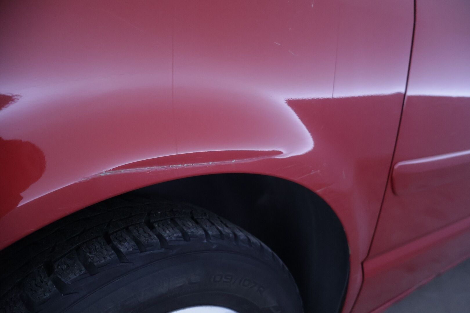 Volkswagen Multivan 2004 5D MULTIVAN MPV 2.5TDI-7HM/300 - *YritysOutlet - Myydään vain yrityksille*