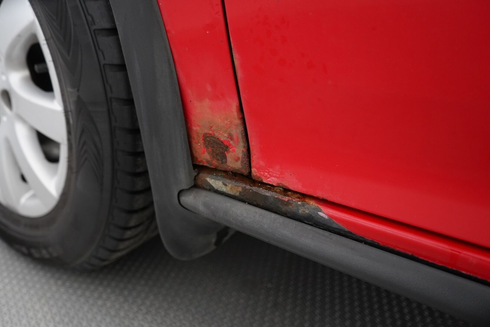 Volkswagen Golf 2007 MYYDÄÄN HUUTOKAUPAT.COM SIVUSTOLLA