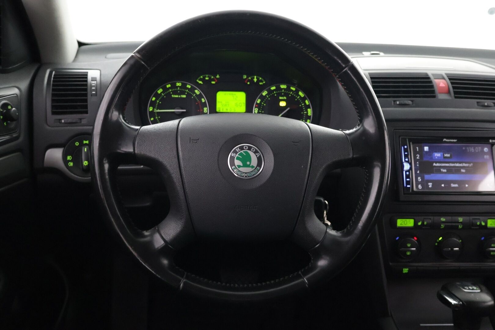 Skoda Octavia 2007 4D OCTAVIA COMBI 1.9TDI-77-AUTOMATIC YritysOutlet - Myydään vain yrityksille -  YritysOutlet - Myydään vain yrityksille | Suomi-auto | Huoltokirja | Vakkari | Xenon | Bluetooth | Vetokoukku |