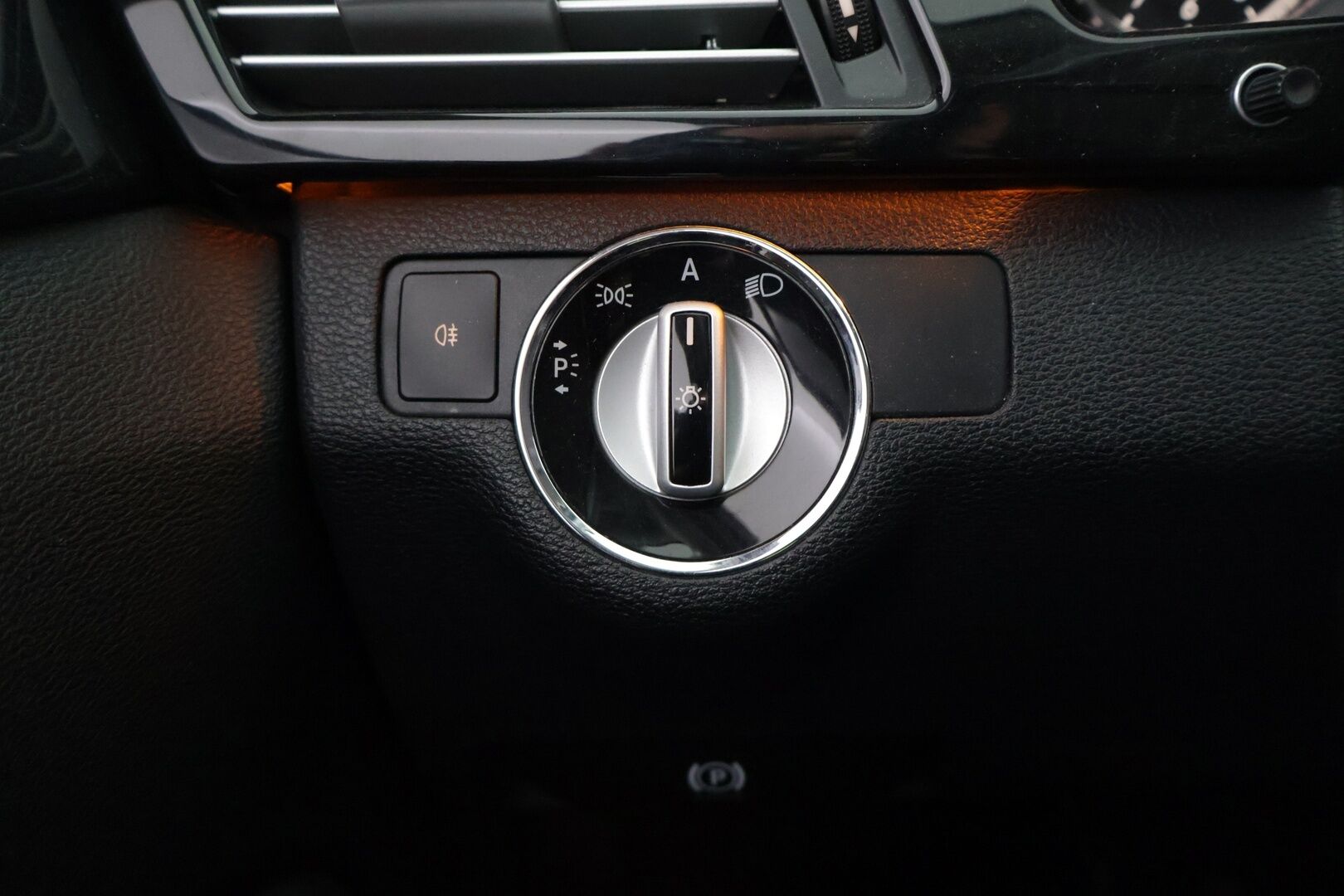 Mercedes-Benz E 2010 350 CDI BE T A *YritysOutlet - Myydään vain yrityksille* - Vakkari | P-Tutka | Xenon | Puolnahat | Sähkökontti | Penkinlämmittimet
