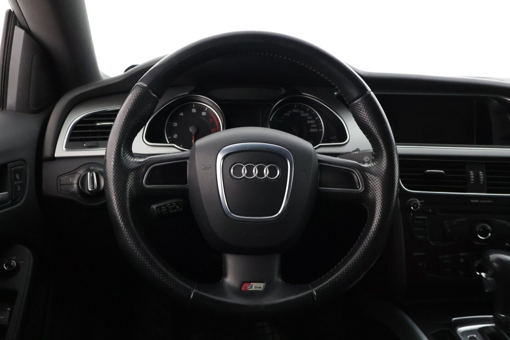 Audi A5 2011 Sportback 2,0 TFSI 155 kW quattro 30v S tronic-autom. S-Line - *** Suomi-auto / Sporttipenkit / Vakkari / lohkolämmitin ***