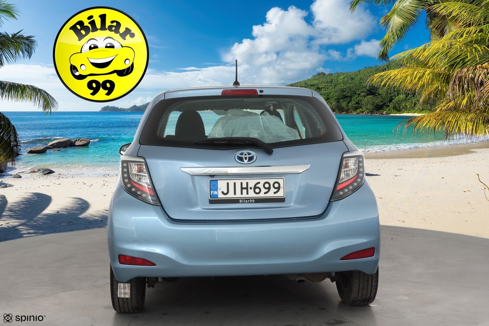 Toyota Yaris 2013 Hybrid Linea Sol 5ov * Suomi-auto / Vakkari / Navi / P.Kamera / Lohko / Bluetooth / Autom.ilmastointi * - Kahdet renkaat aluvanteilla - HULLUT AVAJAISHULINAT KORKOTARJOUS 3,29 %