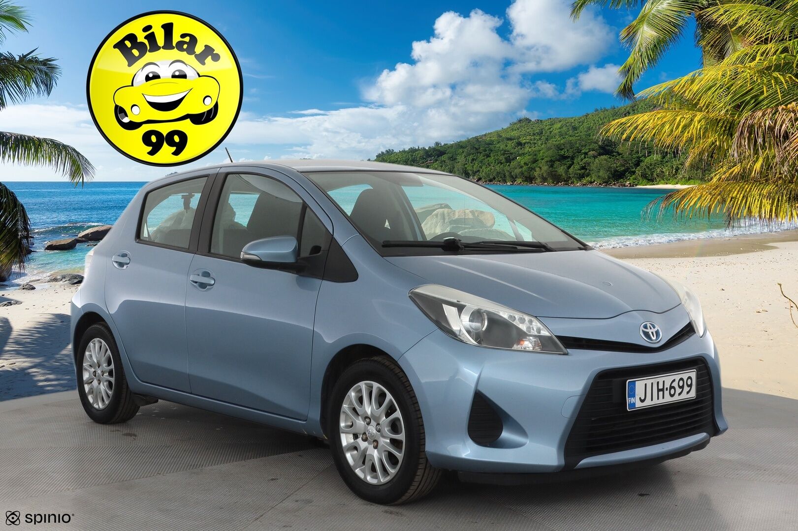 Toyota Yaris 2013 Hybrid Linea Sol 5ov * Suomi-auto / Vakkari / Navi / P.Kamera / Lohko / Bluetooth / Autom.ilmastointi * - Kahdet renkaat aluvanteilla - HULLUT AVAJAISHULINAT KORKOTARJOUS 3,29 %