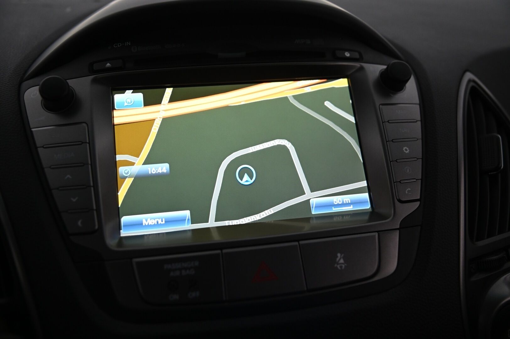 Hyundai ix35 2014 4WD 2,0 GDI 6AT Premium *Ratinlämmitin / Koukku/ Navi / Vakkari / Tutkat / Lohko / Xenon *