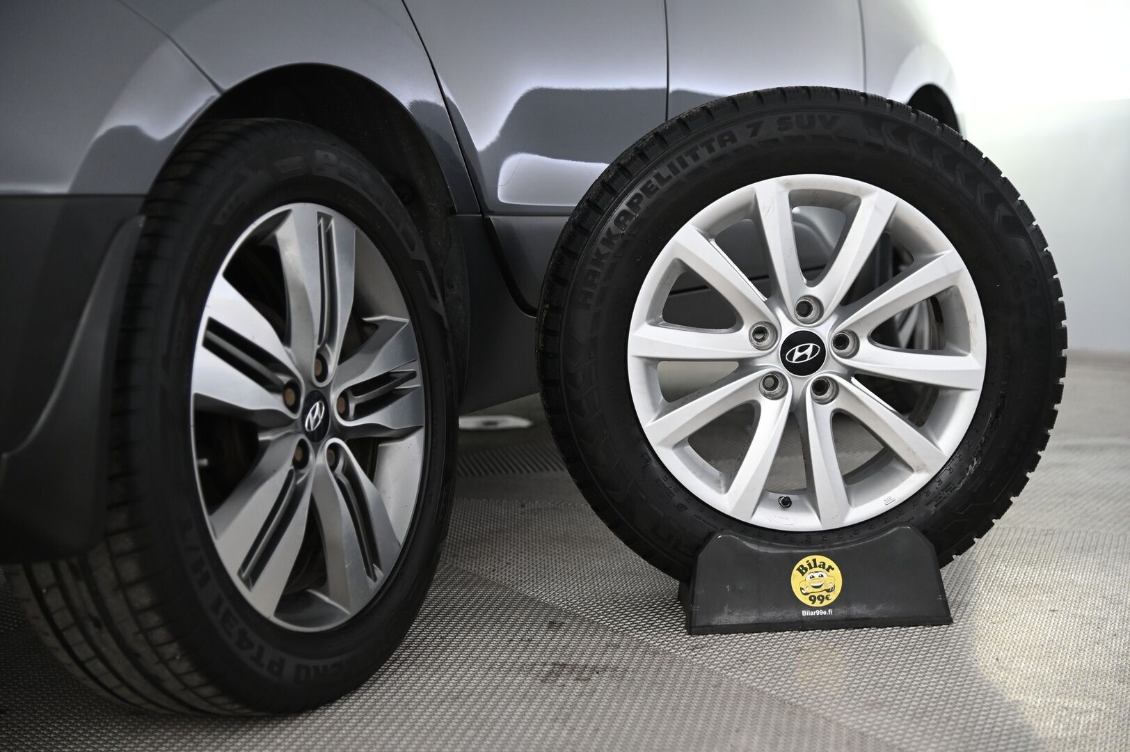 Hyundai ix35 2014 4WD 2,0 GDI 6AT Premium *Ratinlämmitin / Koukku/ Navi / Vakkari / Tutkat / Lohko / Xenon *