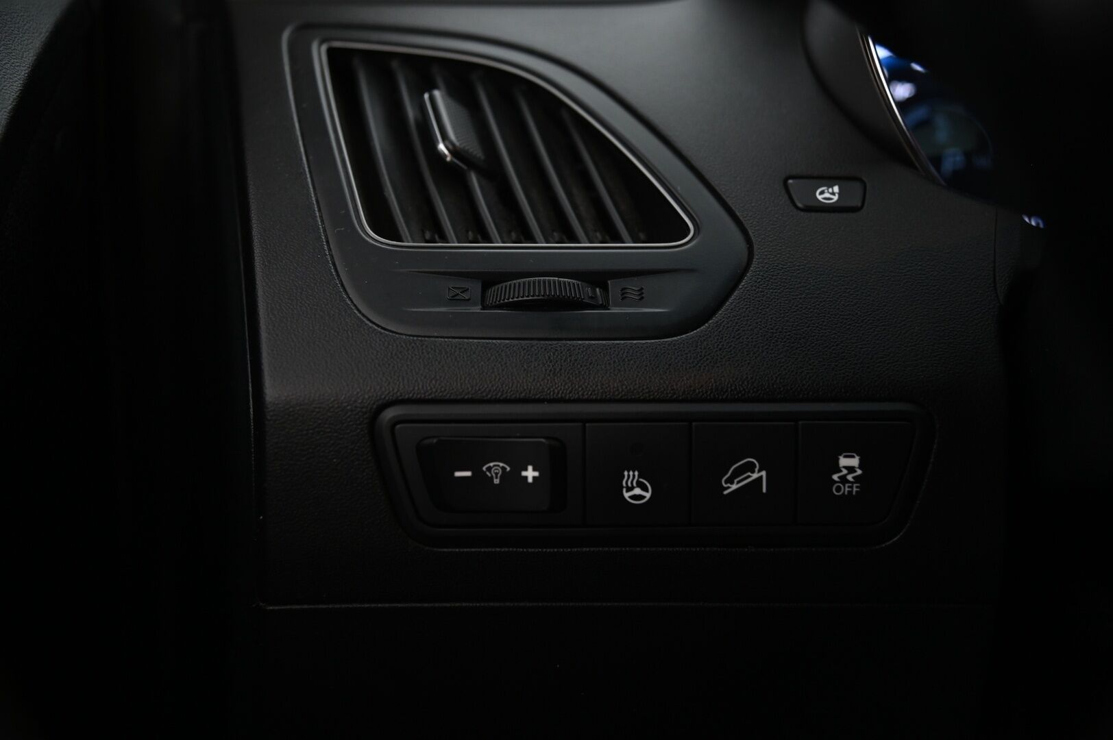 Hyundai ix35 2014 4WD 2,0 GDI 6AT Premium *Ratinlämmitin / Koukku/ Navi / Vakkari / Tutkat / Lohko / Xenon *