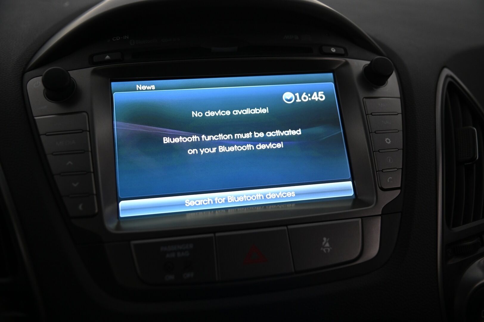 Hyundai ix35 2014 4WD 2,0 GDI 6AT Premium *Ratinlämmitin / Koukku/ Navi / Vakkari / Tutkat / Lohko / Xenon *