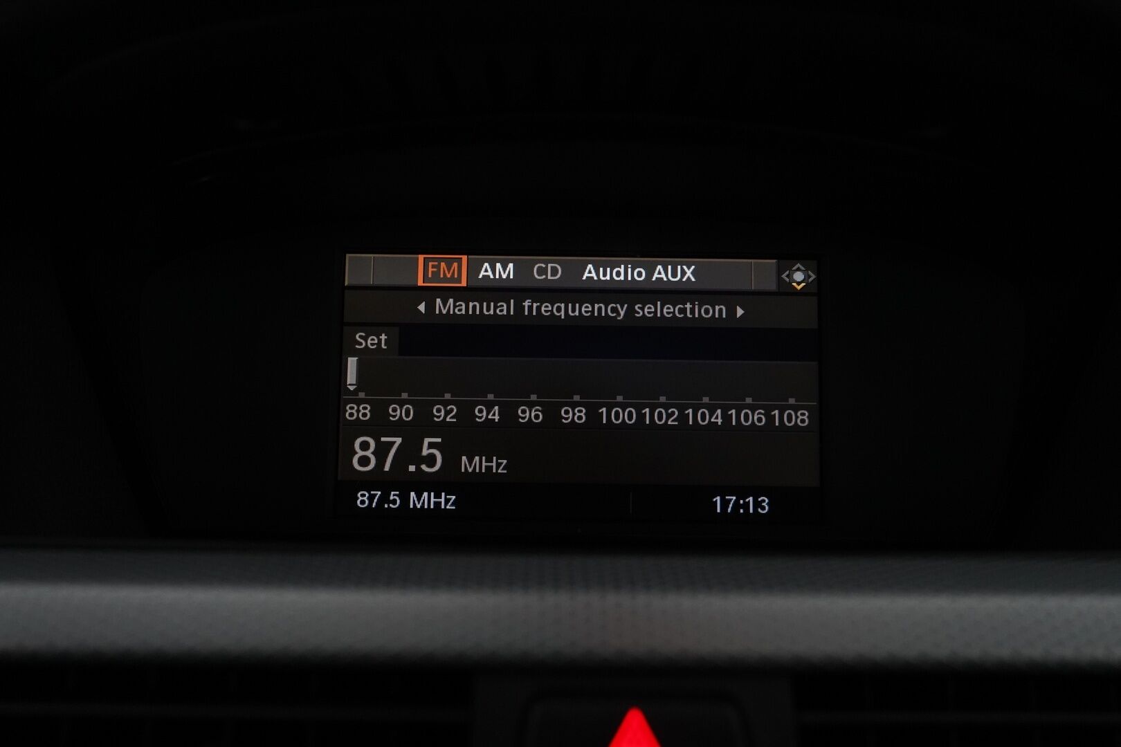 BMW 325 2009 D A E91 Touring M-Sport *MYYDÄÄN HUUTOKAUPAT.COM* - Sporttipenkit / Panorama / Tutkat 