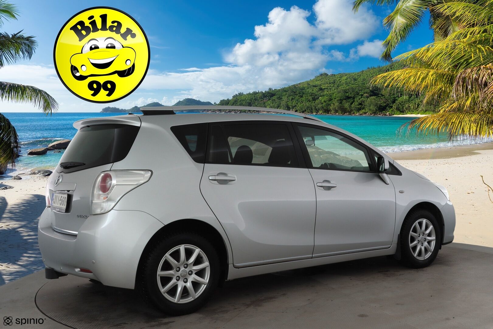 Toyota Verso 2012 1,8 Valvematic Family Multidrive S 7-P * Vakkari / Navi / P.Kamera / Bluetooth / Koukku / Sisätilanlämmitin * - Suomi-auto / Kahdet renkaat - HULLUT JOULUT KORKOTARJOUS 2,49% 