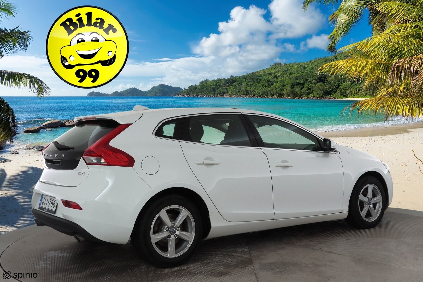 Volvo V40 2013 D4 Momentum Business aut * Suomi-auto / Vakkari / Xenon / Puolinahat / Webasto / KeylessGo * - Kahdet renkaat aluvanteilla / Merkkihuollettu - HULLU BLACKWEEK KORKOTARJOUS 2,49%