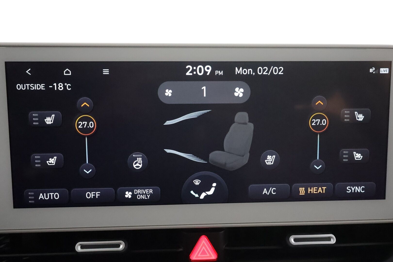 Hyundai IONIQ 5 2022 73 kWh 217 hv Premium * ACC / 360° / HUD / Bose / Relax-istuimet / ILP / Ilmastoidut nahat / KeylessGo / LED / Navi * - 1.Om Suomi-auto / Kahdet renkaat aluvanteilla / Merkkihuollettu / Huippuvarusteet