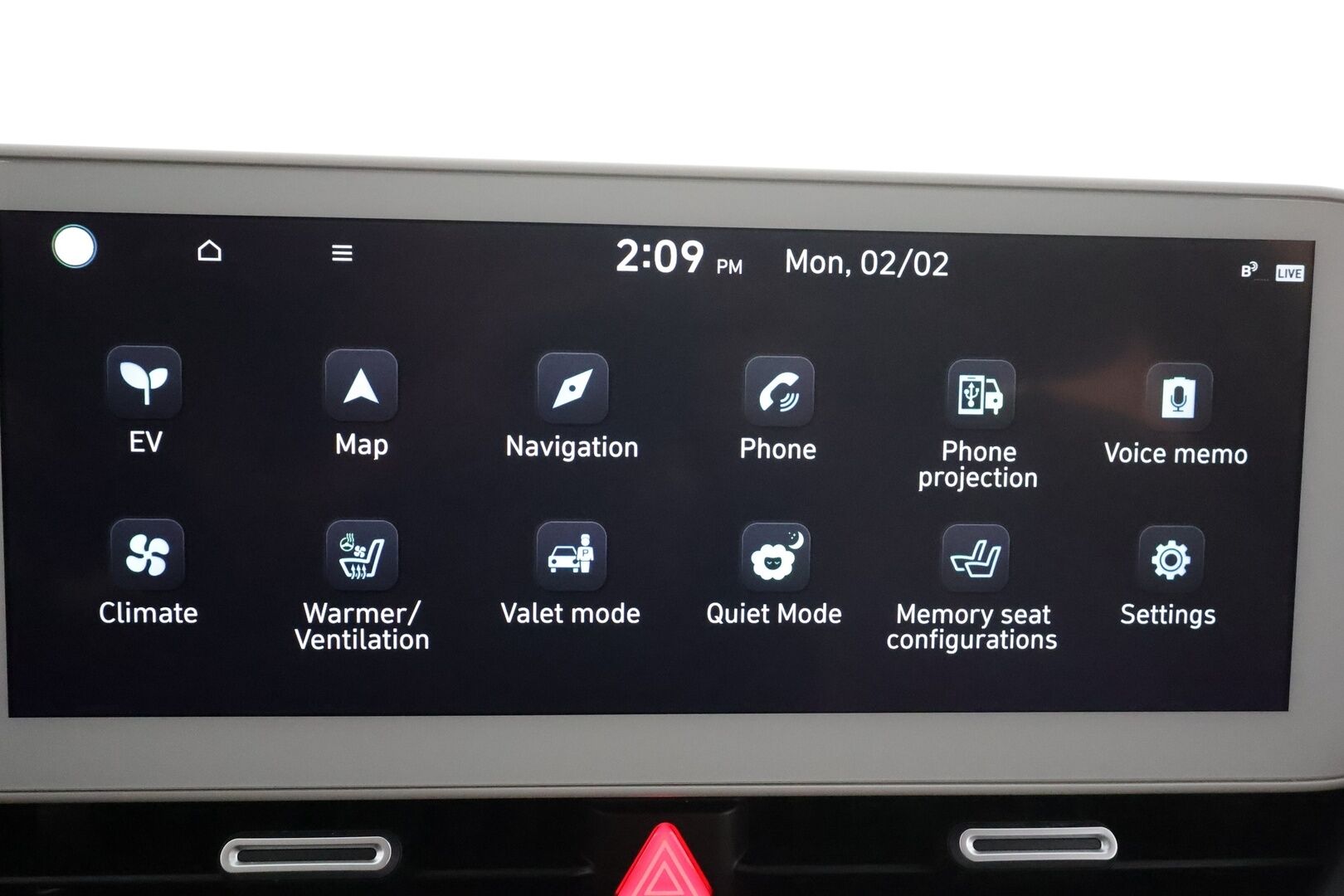 Hyundai IONIQ 5 2022 73 kWh 217 hv Premium * ACC / 360° / HUD / Bose / Relax-istuimet / ILP / Ilmastoidut nahat / KeylessGo / LED / Navi * - 1.Om Suomi-auto / Akku kuntotarkastettu SoH 97.7% / Kahdet renkaat aluvanteilla / Merkkihuollettu / Huippuvarusteet