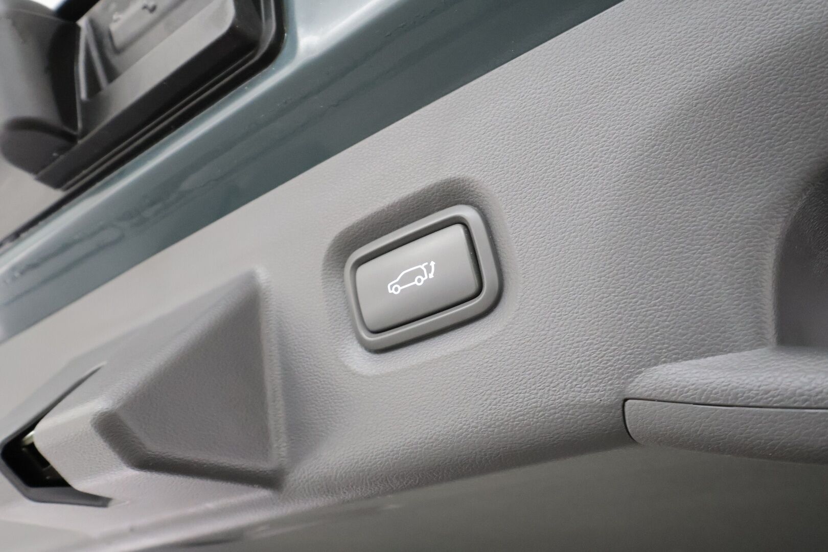 Hyundai IONIQ 5 2022 73 kWh 217 hv Premium * ACC / 360° / HUD / Bose / Relax-istuimet / ILP / Ilmastoidut nahat / KeylessGo / LED / Navi * - 1.Om Suomi-auto / Akku kuntotarkastettu SoH 97.7% / Kahdet renkaat aluvanteilla / Merkkihuollettu / Huippuvarusteet