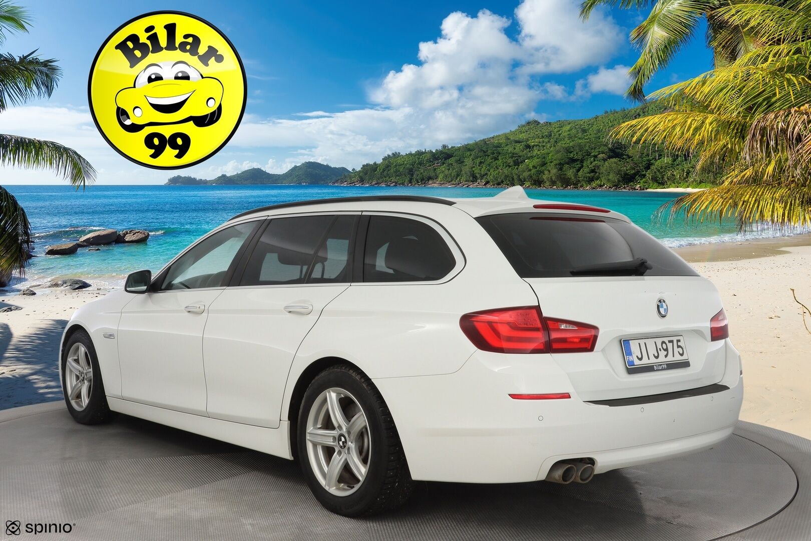 BMW 520 2013 TwinPower Turbo A F11 Touring Business Automatic *Webasto / Irr.Koukku / Sähkökontti / Tutkat / Osasähköpenkit* - Kahdet OEM Vanteet / Juuri huollettu / Katsastus 09/2026 - HULLUT BLACKWEEK JATKOT - KORKOTARJOUS 2,49%