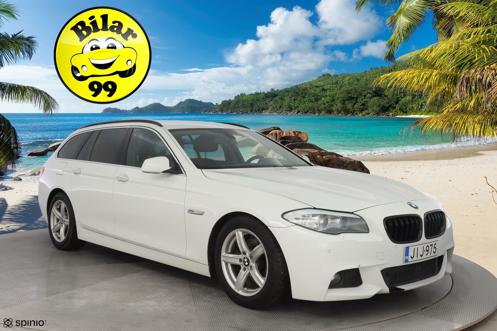 BMW 520 2013 TwinPower Turbo A F11 Touring Business Automatic *Webasto / Irr.Koukku / Sähkökontti / Tutkat / Osasähköpenkit* - Kahdet OEM Vanteet / Juuri huollettu / Katsastus 09/2026 - HULLUT BLACKWEEK JATKOT - KORKOTARJOUS 2,49%