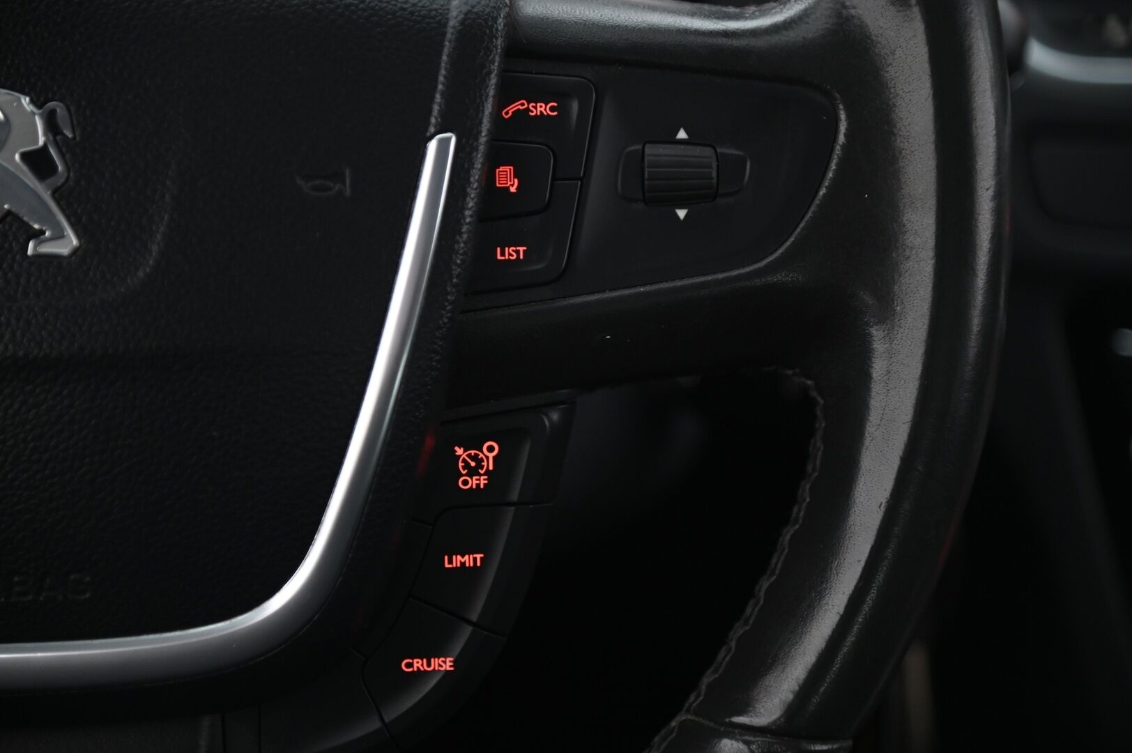 Peugeot 508 2011 Active HDi 140 FAP  *YritysOutlet - Myydään vain yrityksille* *Pa-Lämmitin / Vakkari / Koukku* - *YritysOutlet - Myydään vain yrityksille* 2x renkaat / Suomiauto