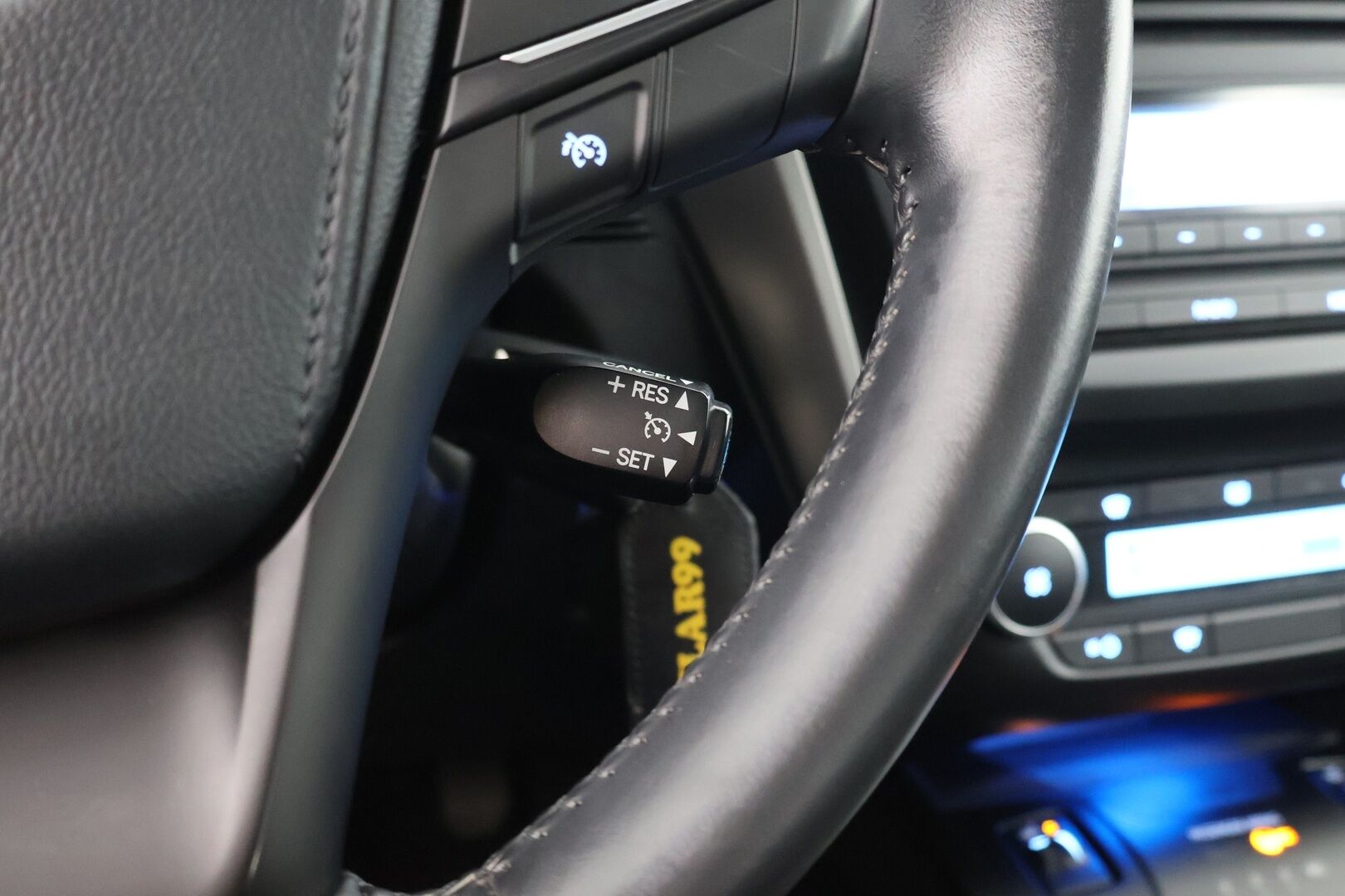 Toyota Avensis 2016 1,6 Valvematic Life Touring Sports -  | Suomi auto | Vakkari  | Bluetooth | Lohko+sisä | 2-Renkaat |