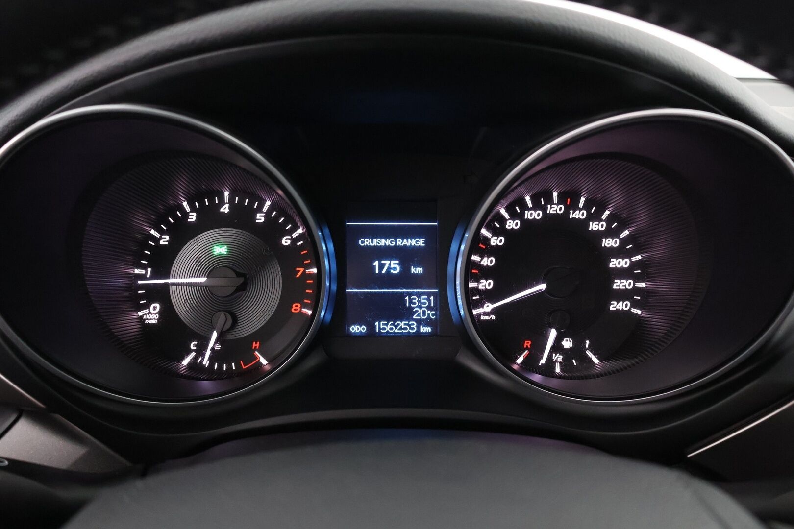 Toyota Avensis 2016 1,6 Valvematic Life Touring Sports -  | Suomi auto | Vakkari  | Bluetooth | Lohko+sisä | 2-Renkaat |