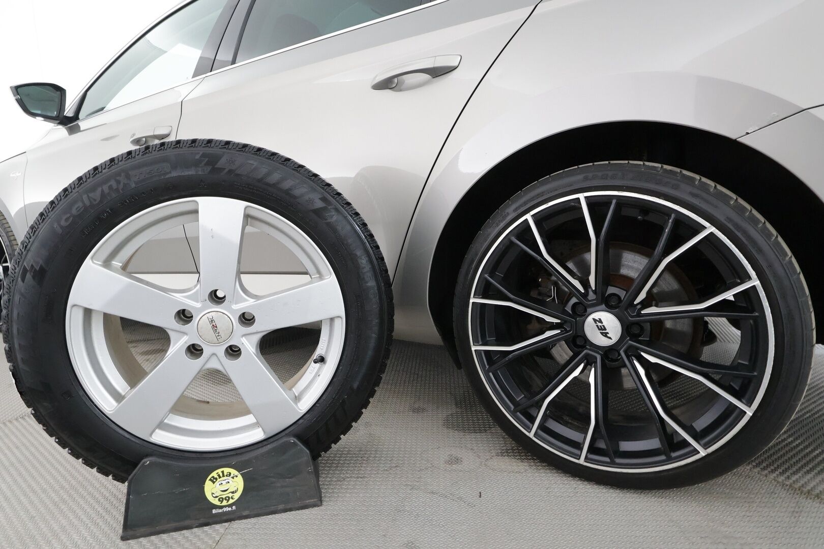 Skoda Superb 2017 2,0 TDI 190 4x4 L&K DSG * Canton / Webasto / Koukku / ACC / Xenon / Kattoluukku / Ilmastoitu Muistipenkki * - Suomi-auto / Kahdet renkaat aluvanteilla