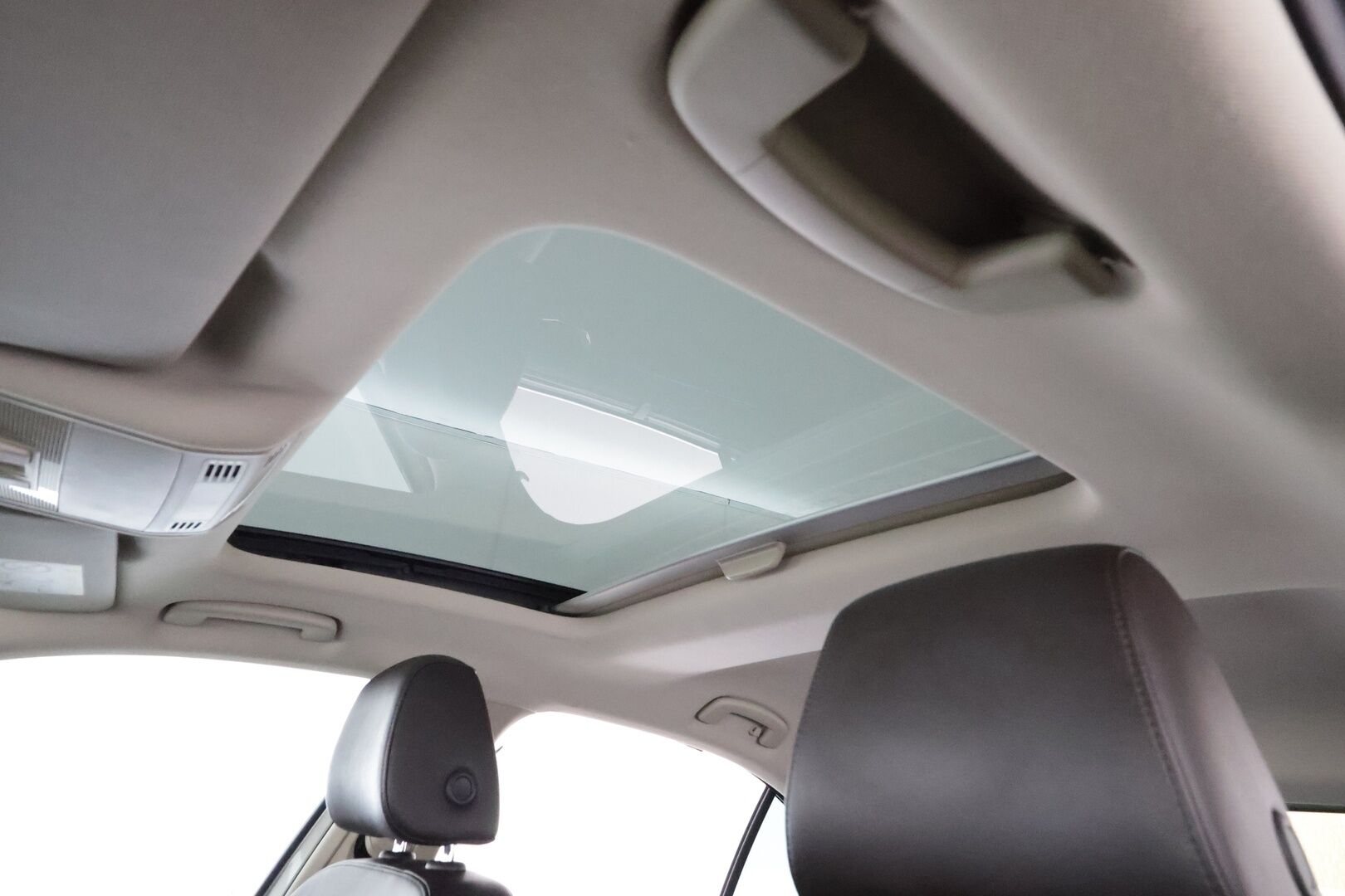 Skoda Superb 2017 2,0 TDI 190 4x4 L&K DSG * Canton / Webasto / Koukku / ACC / Xenon / Kattoluukku / Ilmastoitu Muistipenkki * - Suomi-auto / Kahdet renkaat aluvanteilla