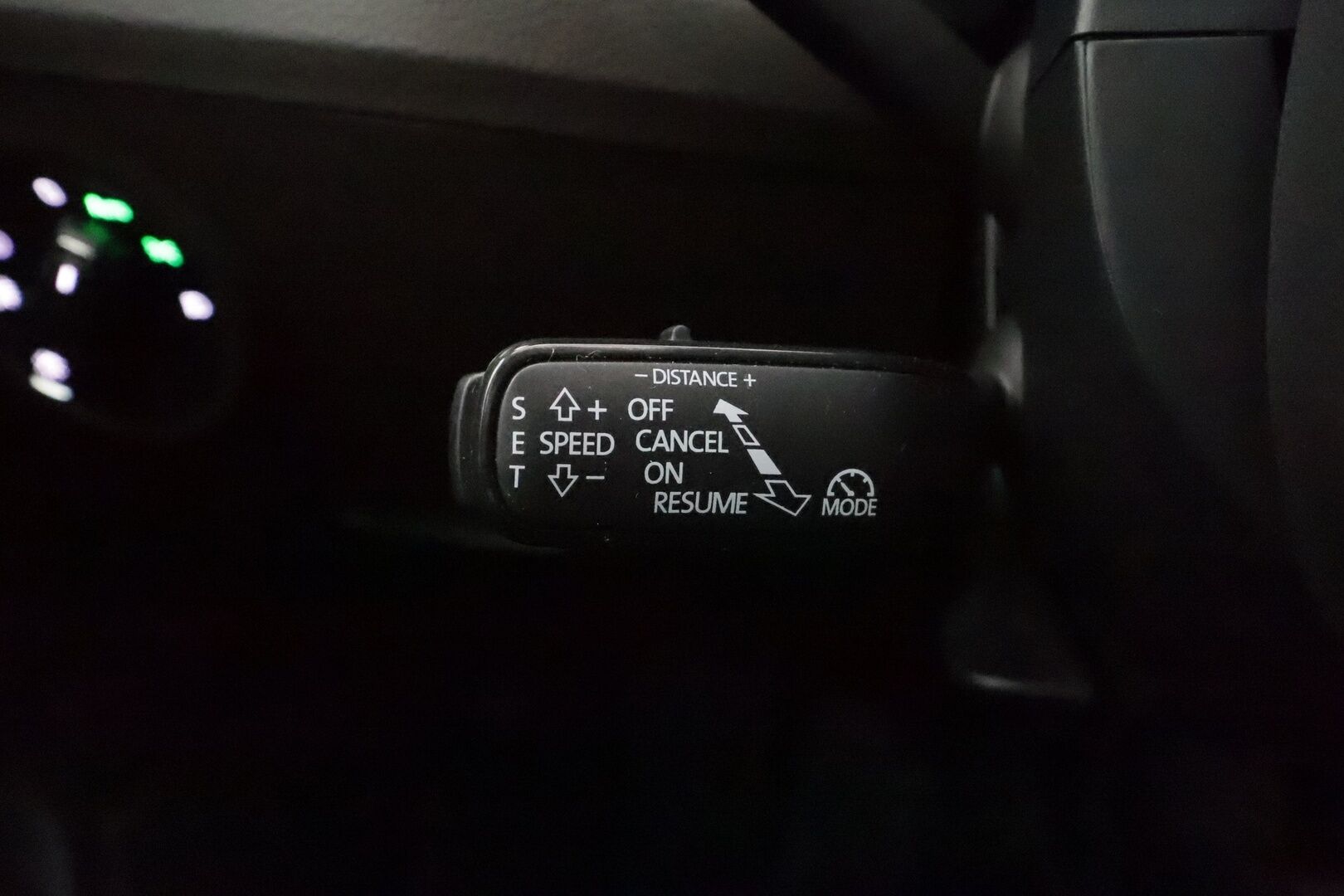 Skoda Superb 2017 2,0 TDI 190 4x4 L&K DSG * Canton / Webasto / Koukku / ACC / Xenon / Kattoluukku / Ilmastoitu Muistipenkki * - Suomi-auto / Kahdet renkaat aluvanteilla