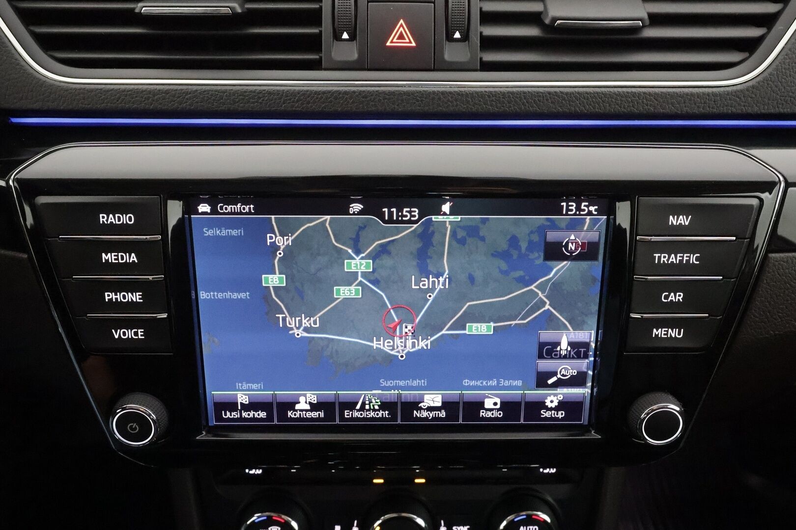 Skoda Superb 2017 2,0 TDI 190 4x4 L&K DSG * Canton / Webasto / Koukku / ACC / Xenon / Kattoluukku / Ilmastoitu Muistipenkki * - Suomi-auto / Kahdet renkaat aluvanteilla