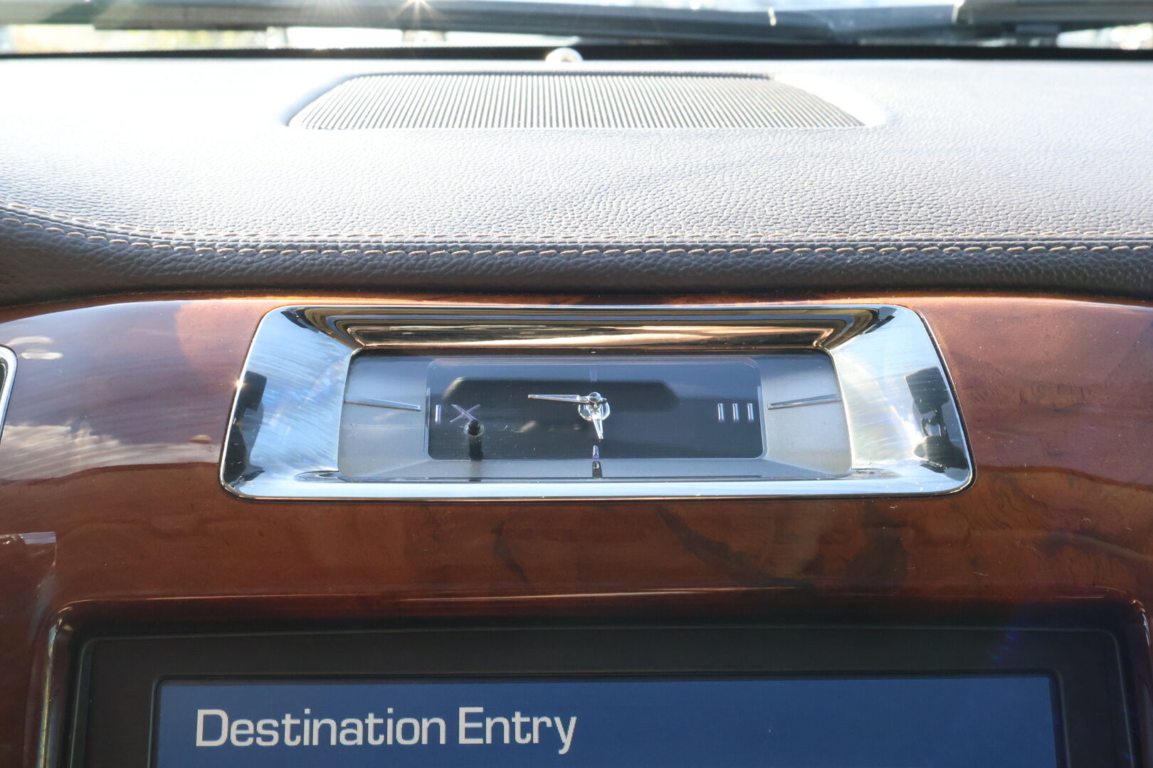 CADILLAC ESCALADE 2011 6.2 V8 Sport Luxury 4WD - YritysOutlet - Myydään vain yrityksille - - YritysOutlet - Myydään vain yrityksille
