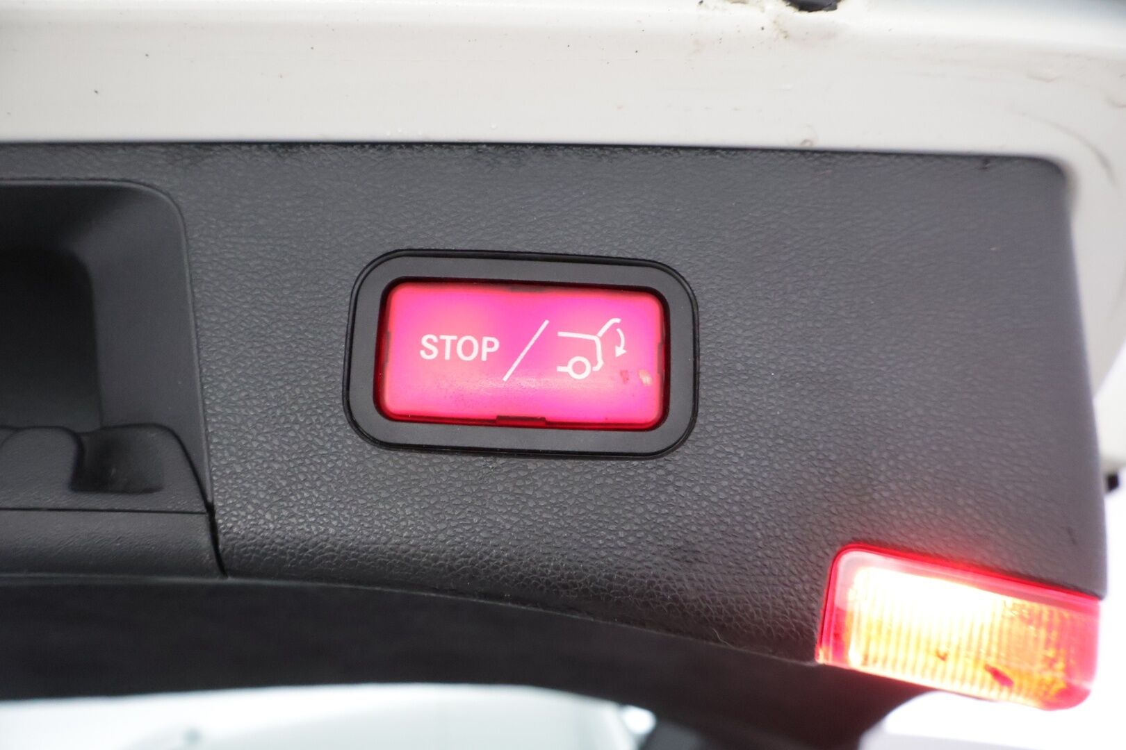 Mercedes-Benz E 2011 250 CDI BE T A Premium Business YritysOutlet - Myydään vain yrityksille *