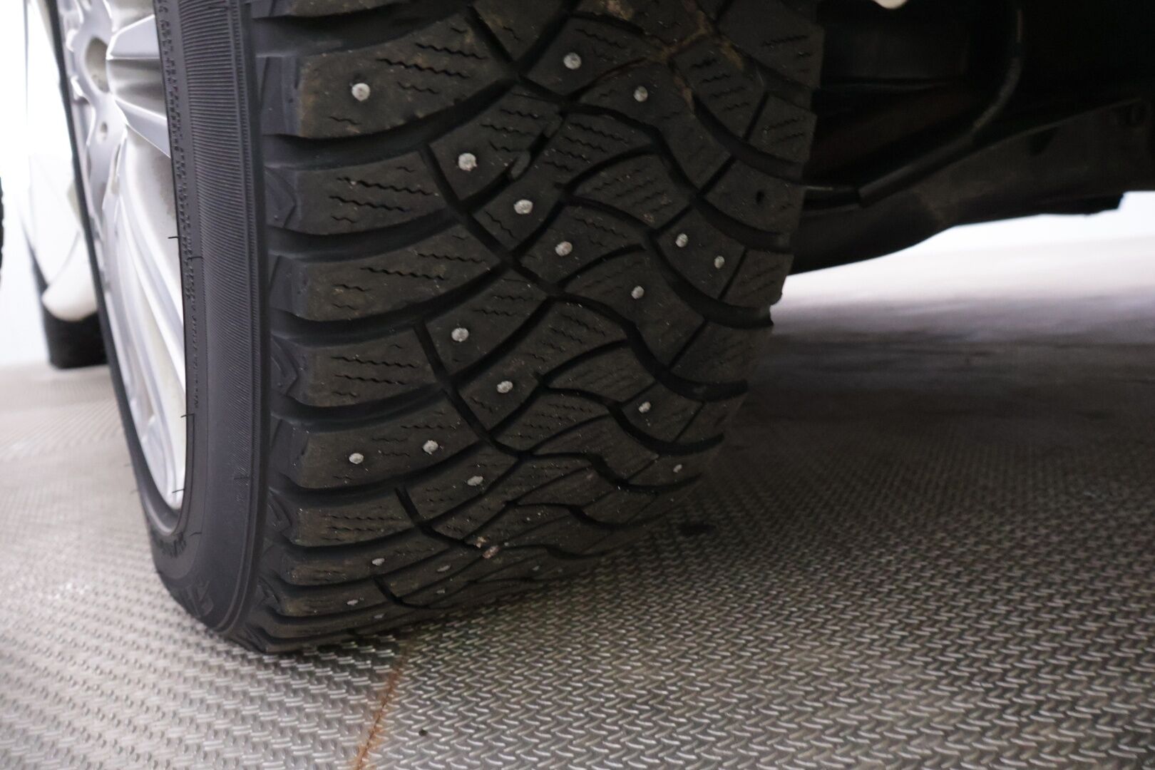 Mercedes-Benz E 2011 250 CDI BE T A Premium Business YritysOutlet - Myydään vain yrityksille *