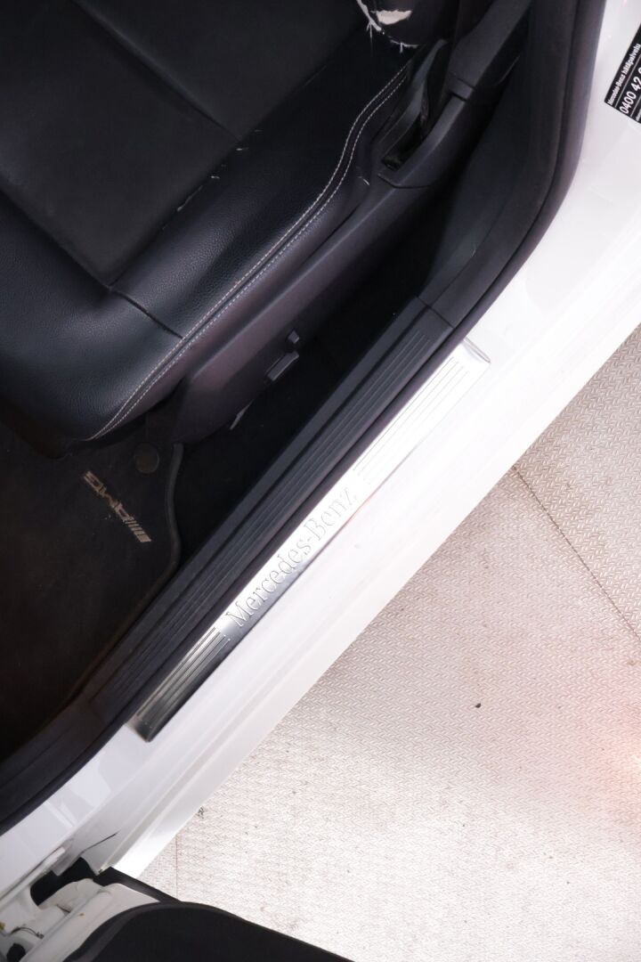 Mercedes-Benz E 2011 250 CDI BE T A Premium Business YritysOutlet - Myydään vain yrityksille *