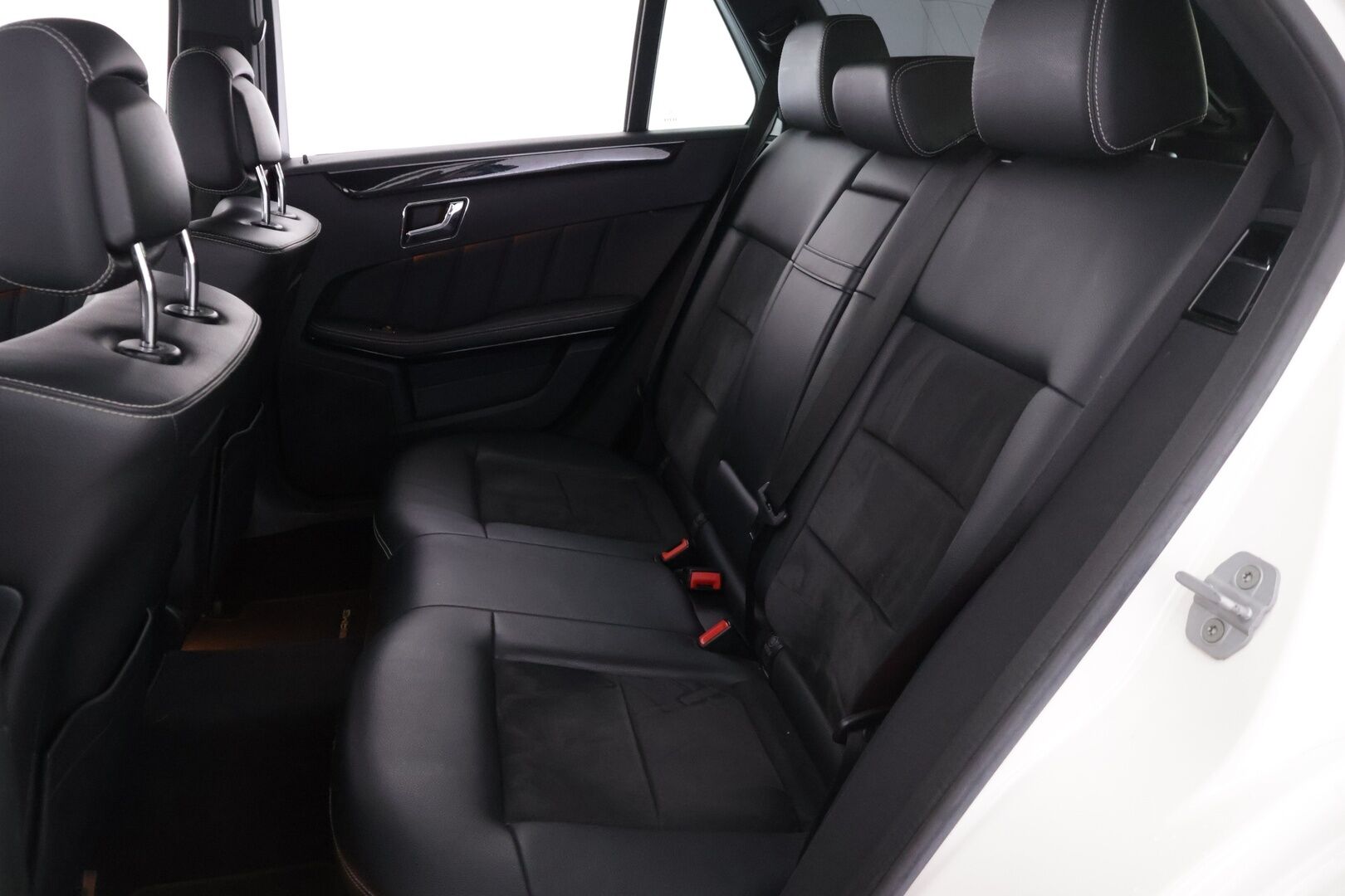 Mercedes-Benz E 2011 250 CDI BE T A Premium Business YritysOutlet - Myydään vain yrityksille *