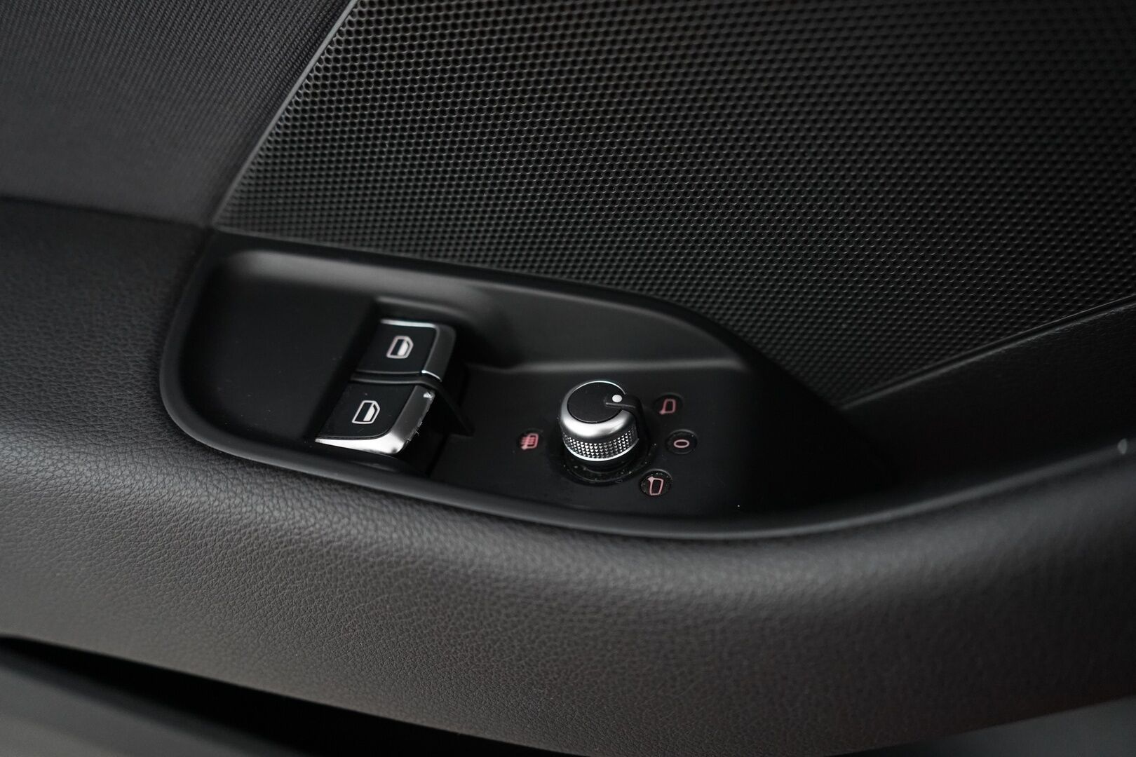 Audi A3 2013 1.4 TFSI 90 kW LE CC * Vakkari / Tutka / Lohkolämmitin / Bluetooth * - Suomi-auto / Juuri katsastettu ja huollettu! / Jakohihna vaihdettu 184tkm 7/23 - Osta nyt, maksa vasta ensi vuonna