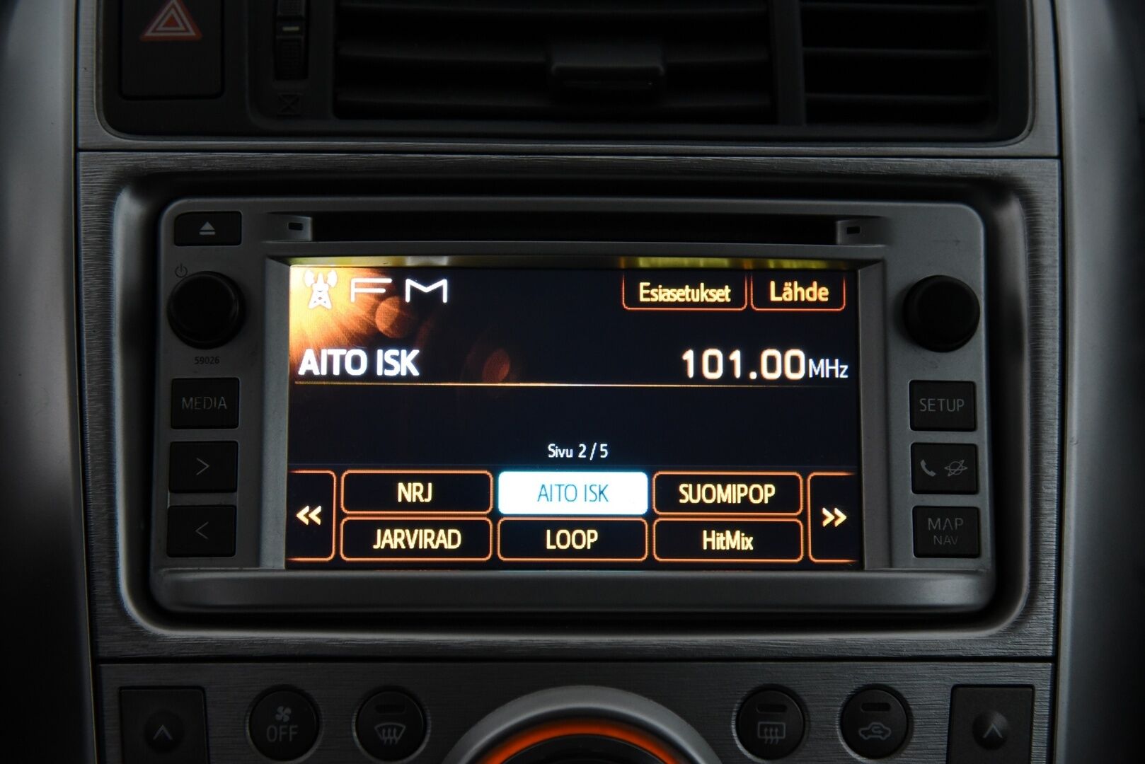 Toyota Verso 2012 2,0 D-4D Family 7p /  – Tämä auto myydään YritysOutlet -valikoimasta vain yritykselle - P. Kamera / Navi / P. Tutkat / Koukku