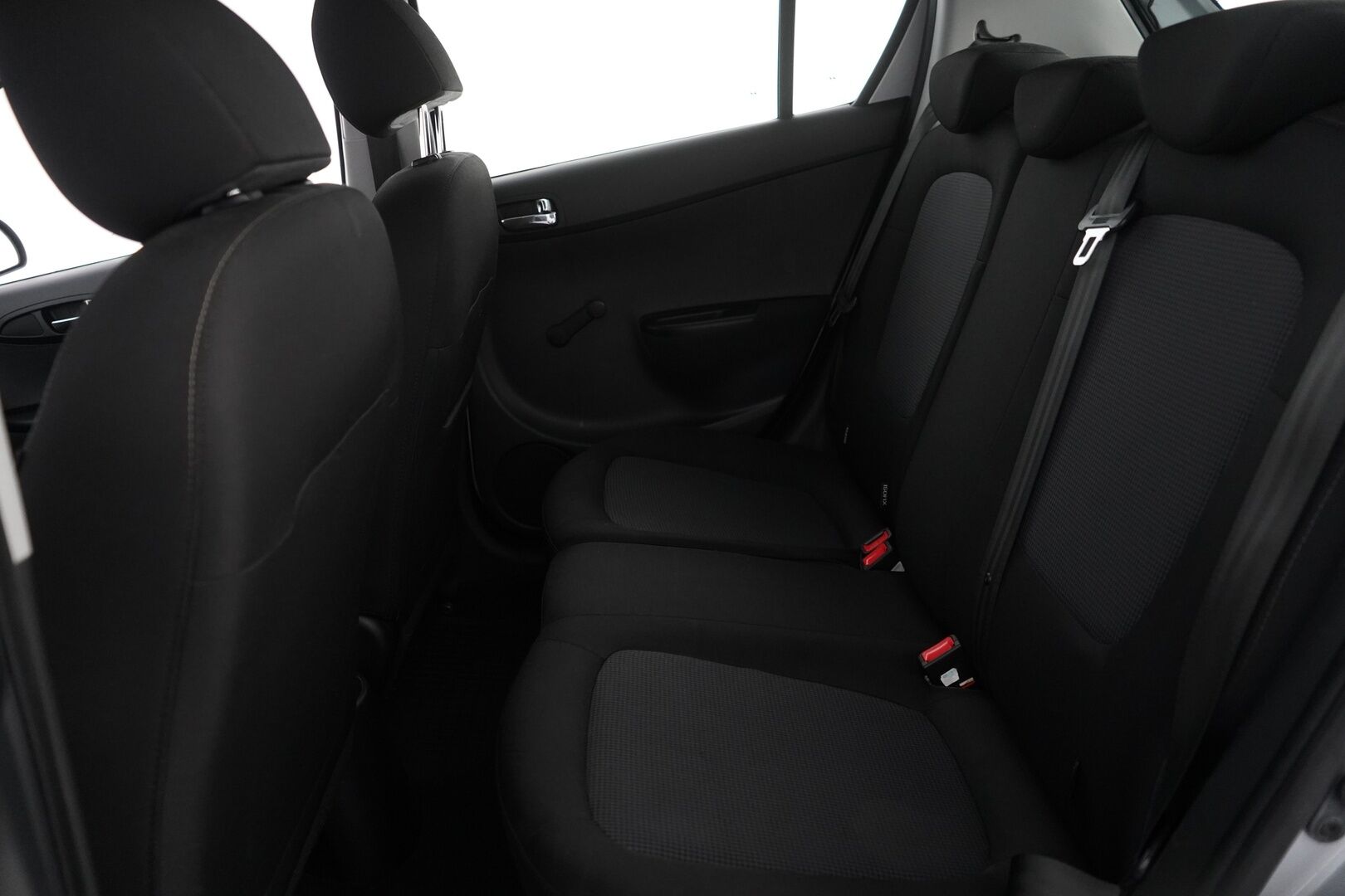 Hyundai i20 2013 1.2 5MT Classic 5d - Myydään huutokaupat.com sivulla!