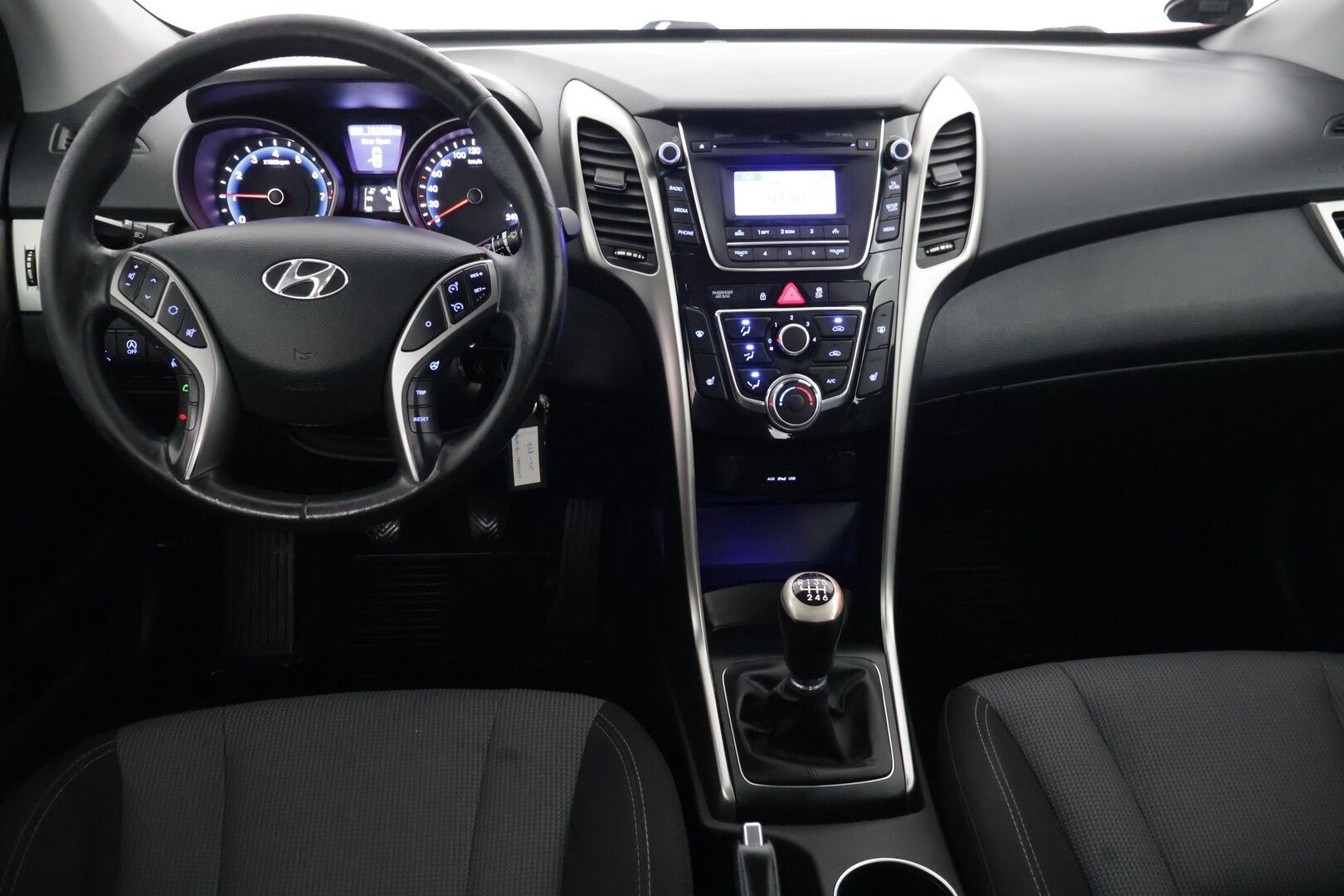 Hyundai i30 Wagon 2012 1,6 GDI 6MT ISG Comfort *Suomi-auto / Peruutustutka / Lohkolämmitin* - *2-omisteinen / Juuri katsastettu / 2x Merkkirenkaat peltivantein*