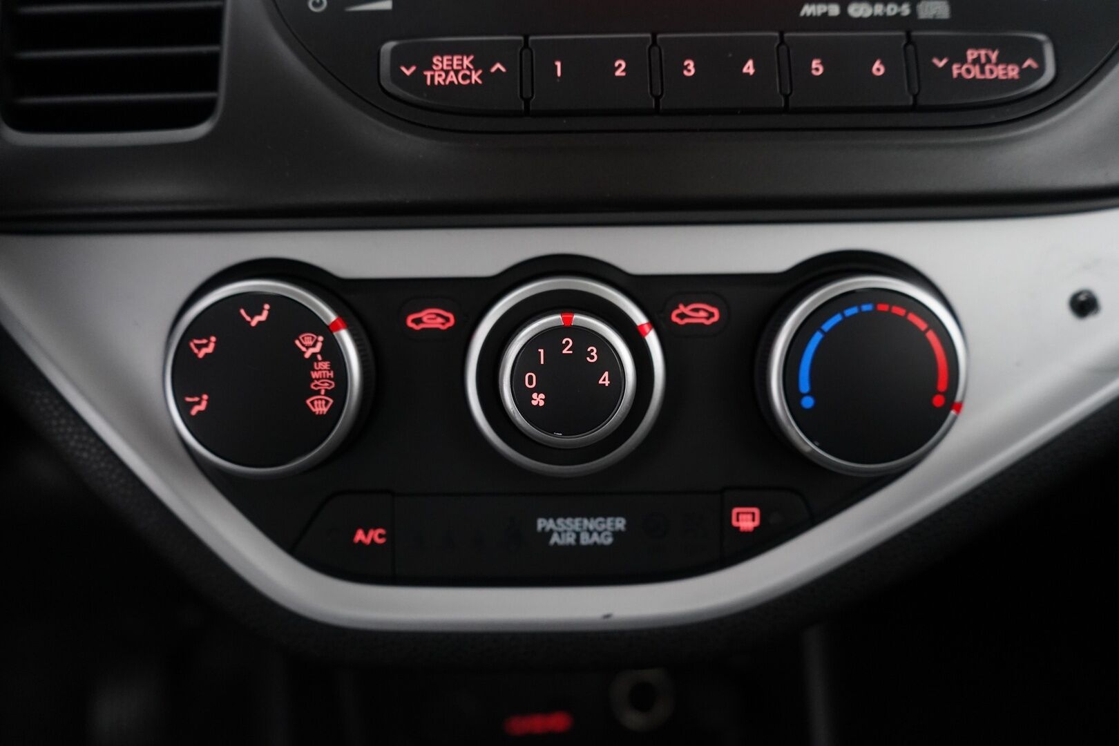 Kia Picanto 2013 1,0 ISG LX 3D EcoDynamics - YritysOutlet - Myydään vain yrityksille - 2xrenkaat / Kytkin vaihdettu / Näppärä kauppakassi