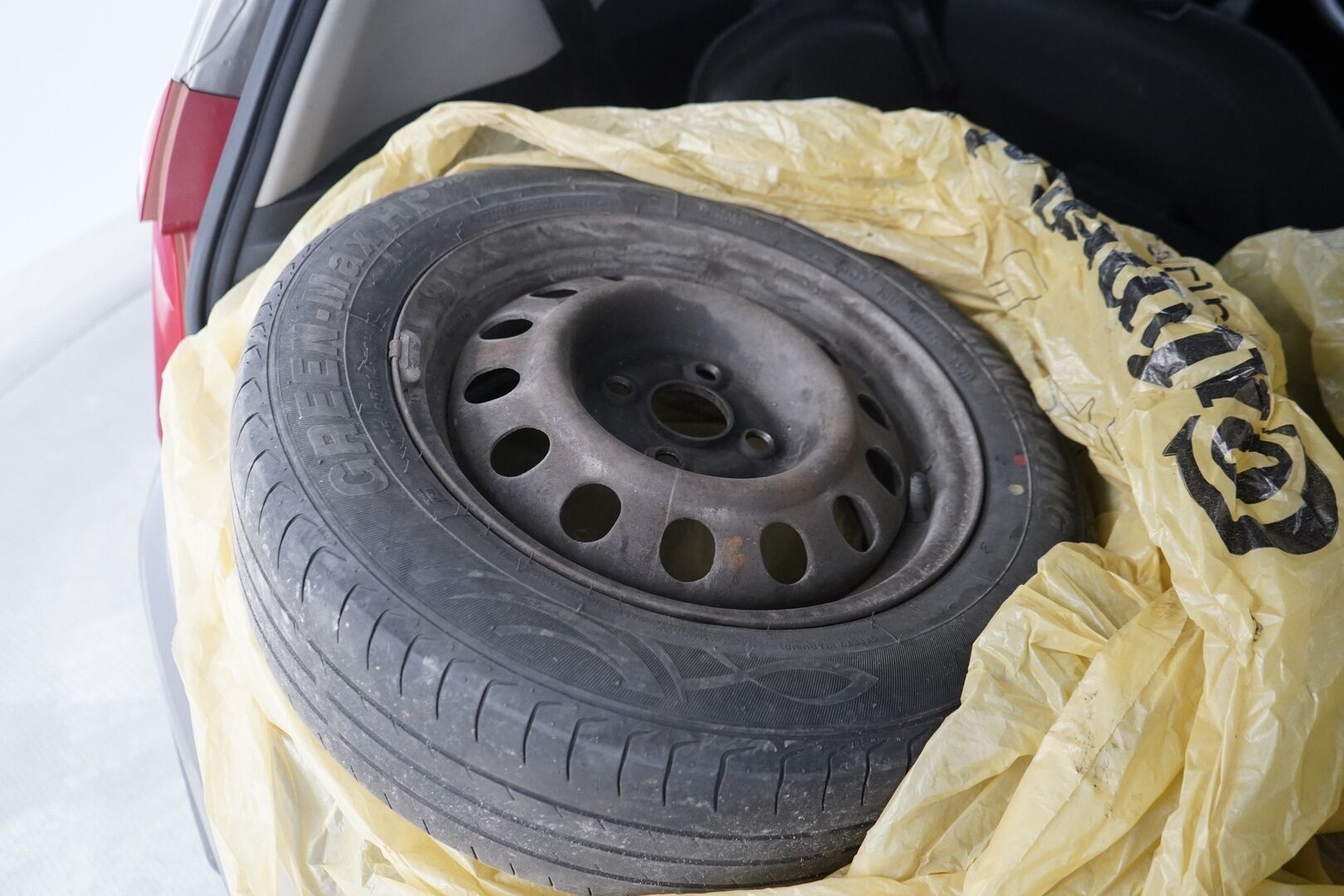 Kia Picanto 2013 1,0 ISG LX 3D EcoDynamics - YritysOutlet - Myydään vain yrityksille - 2xrenkaat / Kytkin vaihdettu / Näppärä kauppakassi