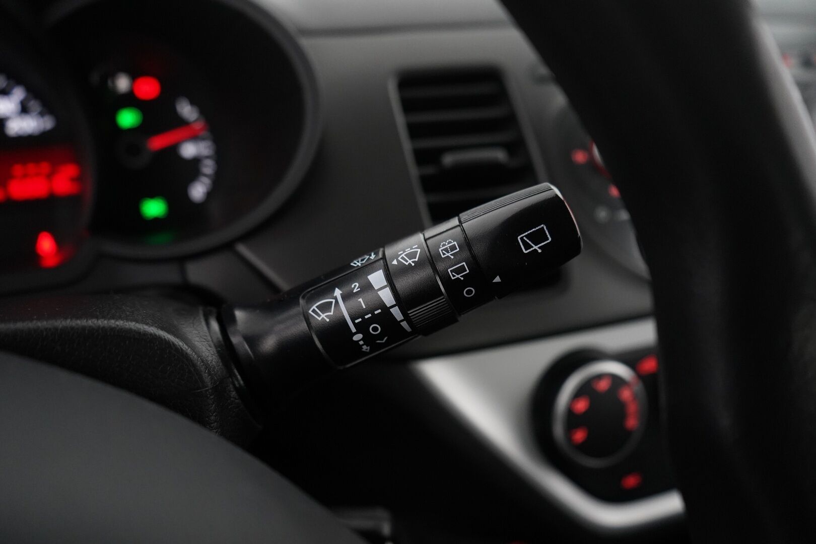 Kia Picanto 2013 1,0 ISG LX 3D EcoDynamics - YritysOutlet - Myydään vain yrityksille - 2xrenkaat / Kytkin vaihdettu / Näppärä kauppakassi