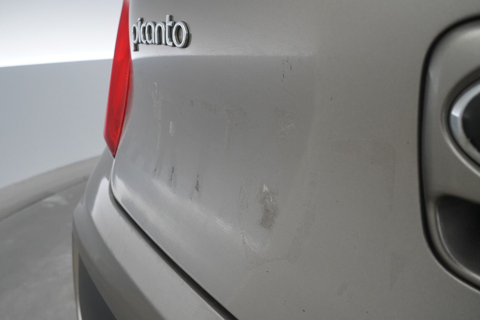 Kia Picanto 2013 1,0 ISG LX 3D EcoDynamics - YritysOutlet - Myydään vain yrityksille - 2xrenkaat / Kytkin vaihdettu / Näppärä kauppakassi