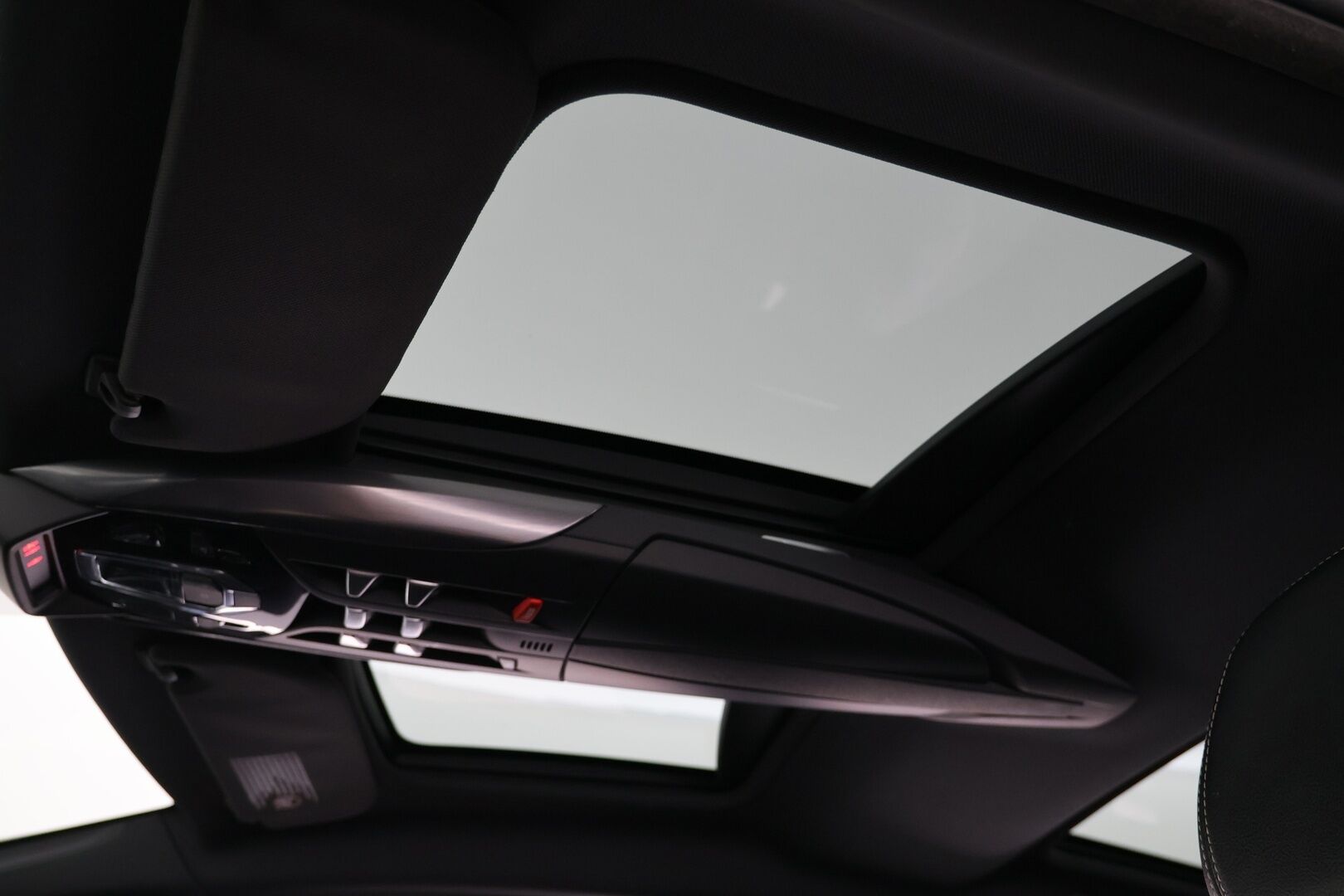 Citroen DS5 2014 Hybrid4 So Chic *YritysOutlet - Myydään vain yrityksille * - *YritysOutlet - Myydään vain yrityksille *