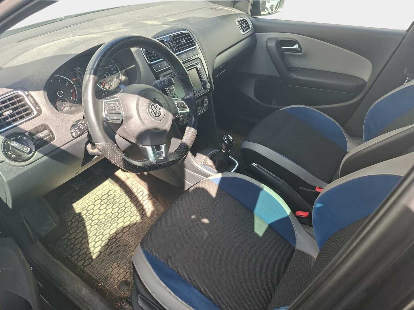 Volkswagen Polo 2013 BlueGT 1,4 TSI 103 kW (140 hv) 4-ovinen - | GT-line | Vakkari | Sporttipenkit | Sporttiratti | Räyheä sportti Polo |