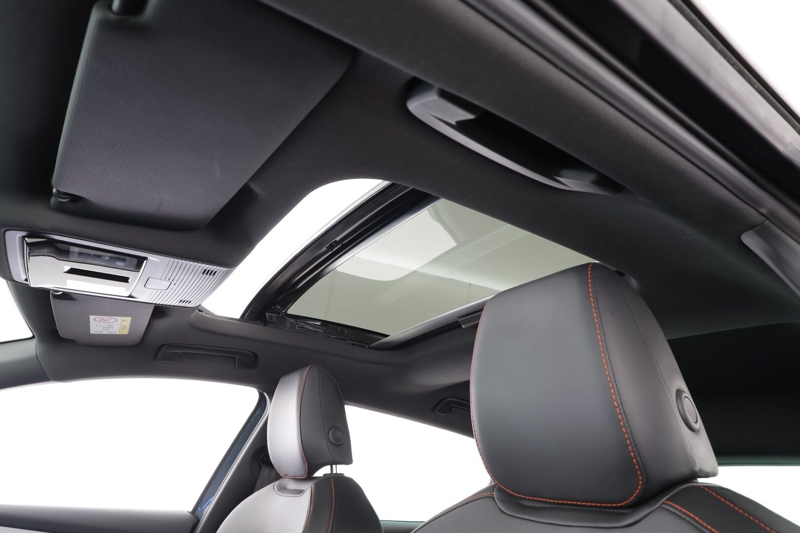 Seat Leon 2021 1,4 PHEV 204 eHybrid FR DSG - | ACC | DCC | Muistipenkki | Kattoikkuna | Nahka-alcantara | Travel Assist | Digimittaristo | Ambient | P.kamera | Side Assist | Keyless | 2x renkaat aluin |