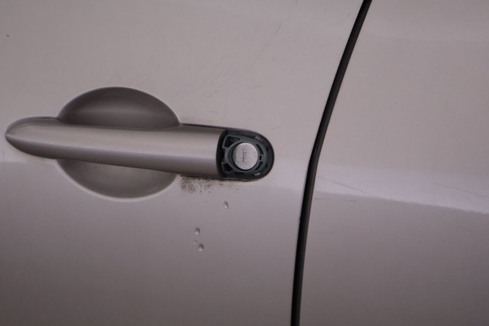 Nissan Primera 2005 4D PRIMERA HATCHBACK *Koukku / Lohko / 2x-Renkaat*