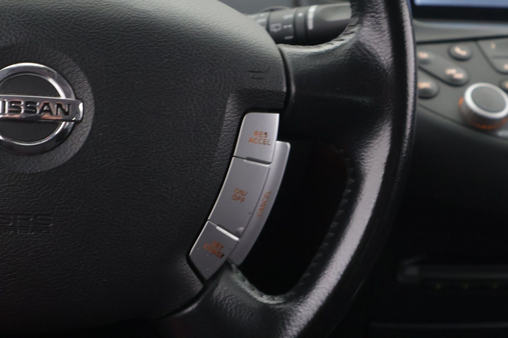 Nissan Primera 2005 4D PRIMERA HATCHBACK *Koukku / Lohko / 2x-Renkaat*