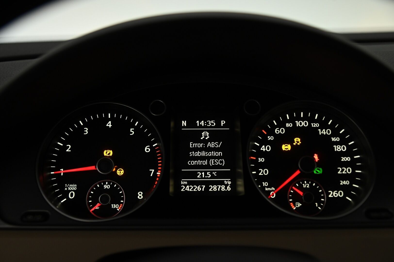 Volkswagen Passat 2014 Variant Comfortline 1,4 TSI MultiFuel 118 kW (160 hv) DSG-automaatti  *Myydään Huutokaupat.com* - Suomi-auto / 2 renkaat / Fiksuillla varusteilla!