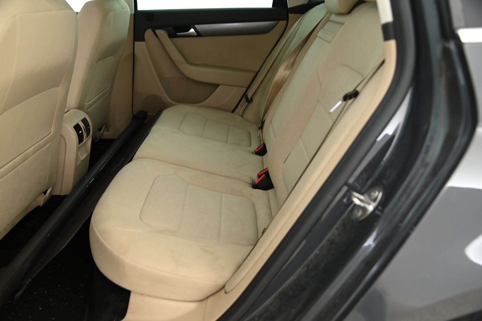 Volkswagen Passat 2014 Variant Comfortline 1,4 TSI MultiFuel 118 kW (160 hv) DSG-automaatti  *Myydään Huutokaupat.com* - Suomi-auto / 2 renkaat / Fiksuillla varusteilla!