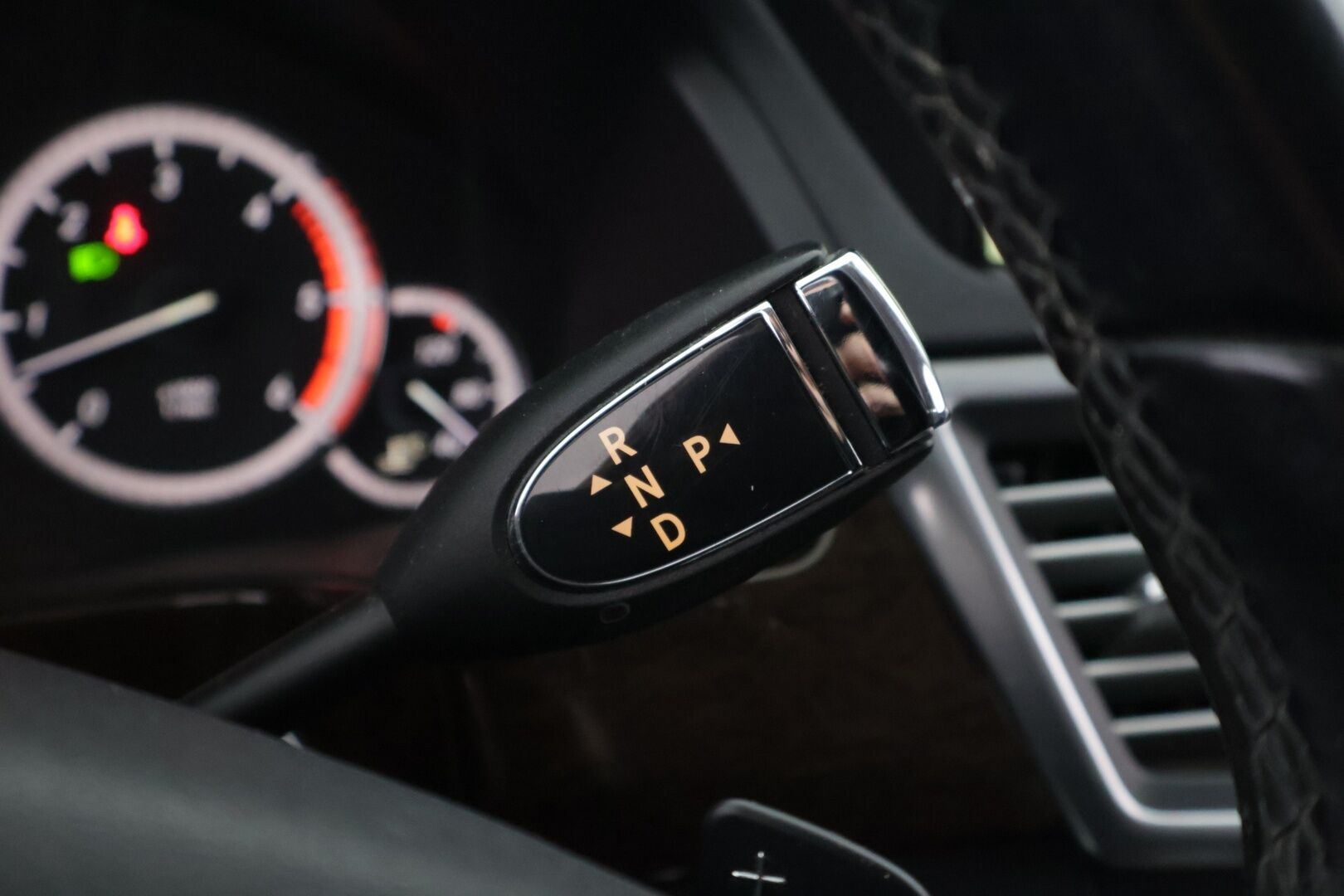 Mercedes-Benz E 2011 E 350 CDI BE T 4Matic A Premium Business * Koukku / Navi / Jalopuut / Nahkasisusta!* - *Hyvin huollettu / Tyylikäs / Neliveto / Farmari*