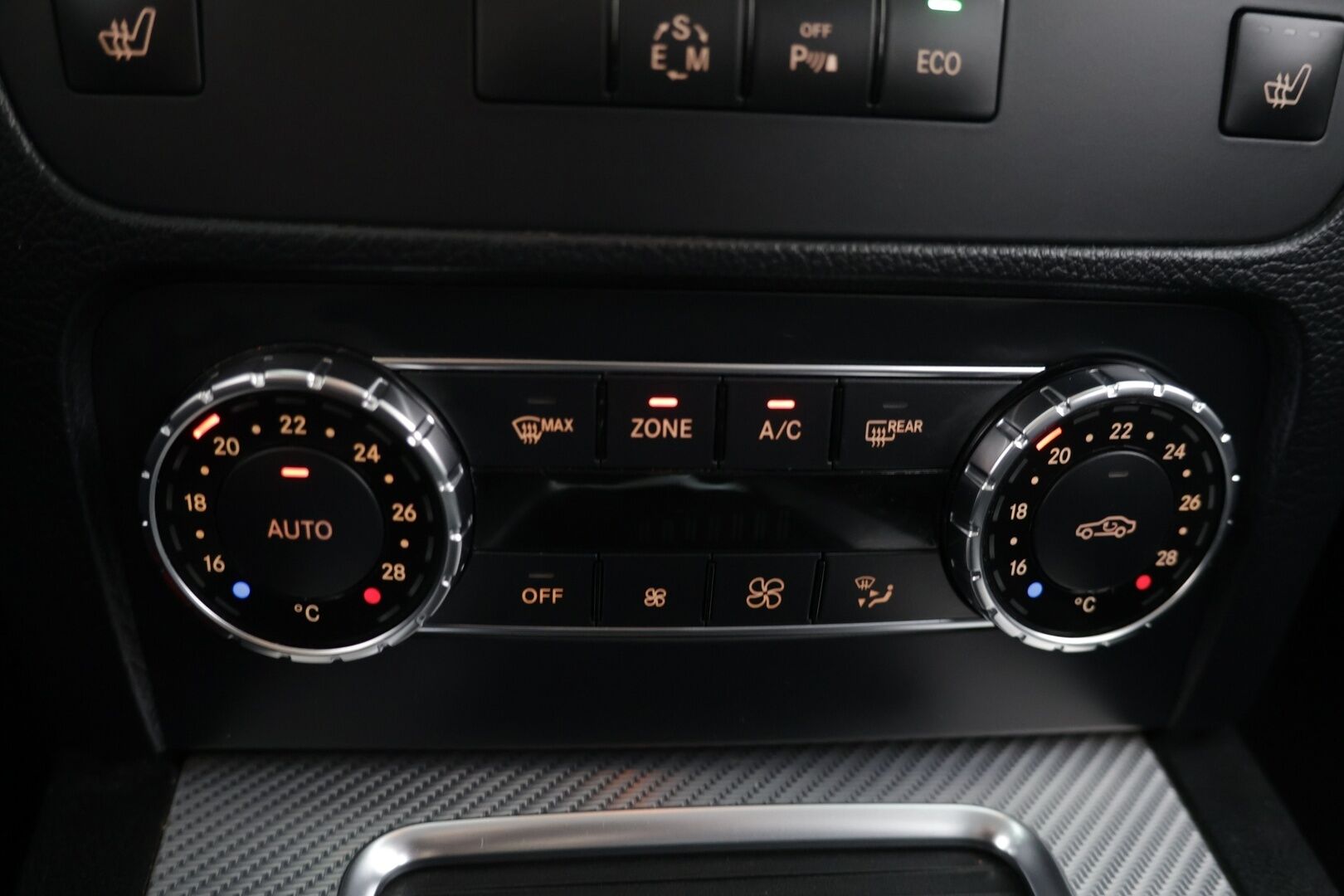 Mercedes-Benz GLK 2012 220 CDI BE 4Matic A Premium Business AMG - | P.Tutkat | Nahkaverhoilu | Vakkari | Navi | AMG |