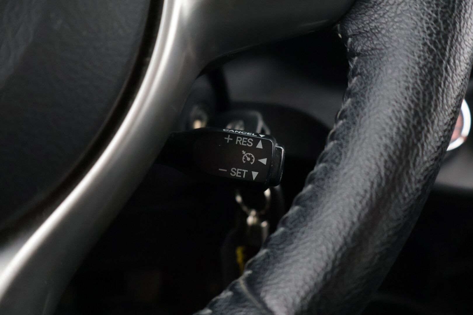 Toyota Yaris 2014 1,33 Dual VVT-i Active / Merkkihuollot / P-kamera / Navi - Suomi auto / Merkkihuollot / Lohkolämmitin / Navi / Vakionopeudensäädin / P-Kamera